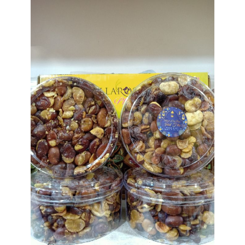 

Kacang Koro Kulit Asin Kemasan Toples 500gram/Kacang Lebaran/Hidangan Lebaran