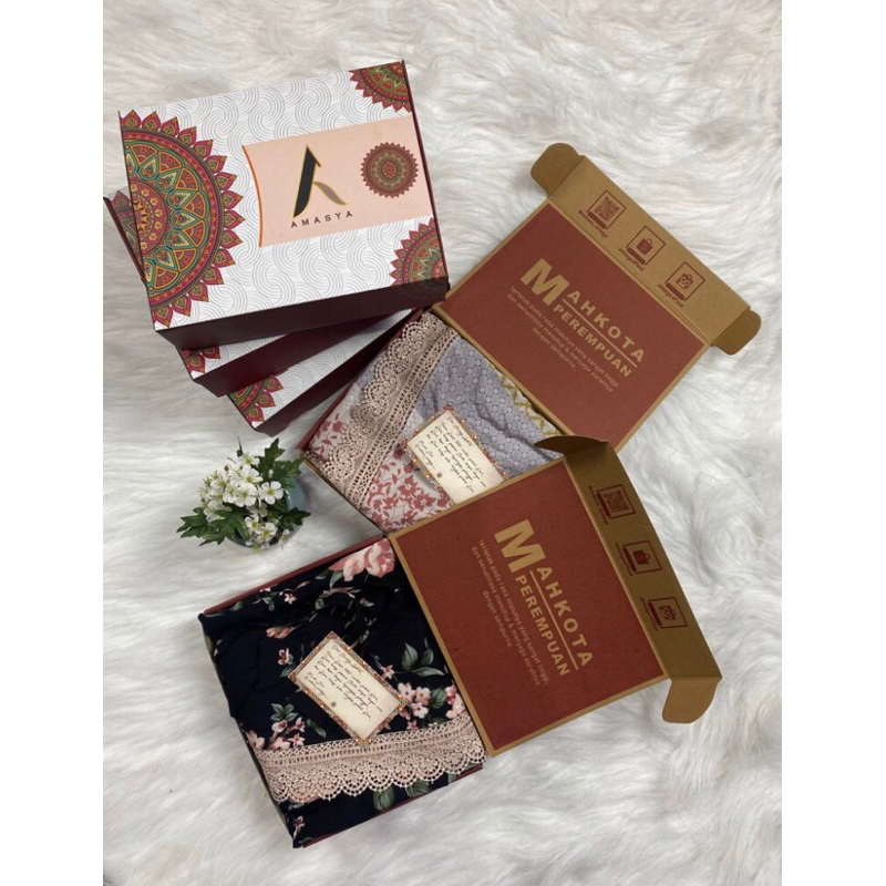 

Box Hampers by Amasya | Hard Box Exclusive