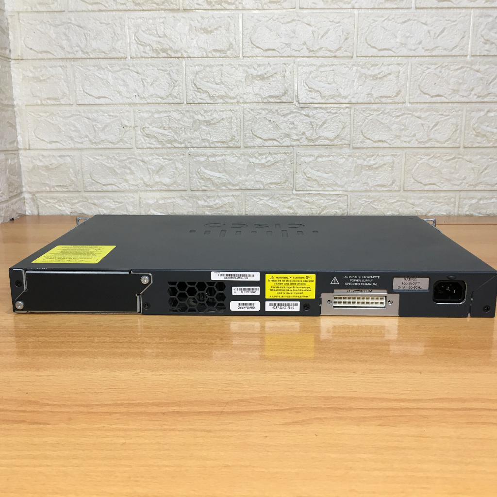 Switch Cisco Catalyst 2960-X Series 48 Port WS-C2960X-48TS-L Gigabit