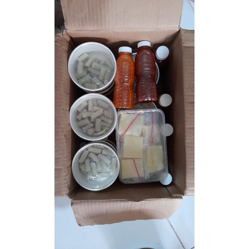 

Topoki / tteokbokki jajanan korea mentah atau matang.. untuk matang di harapkan pakai instant