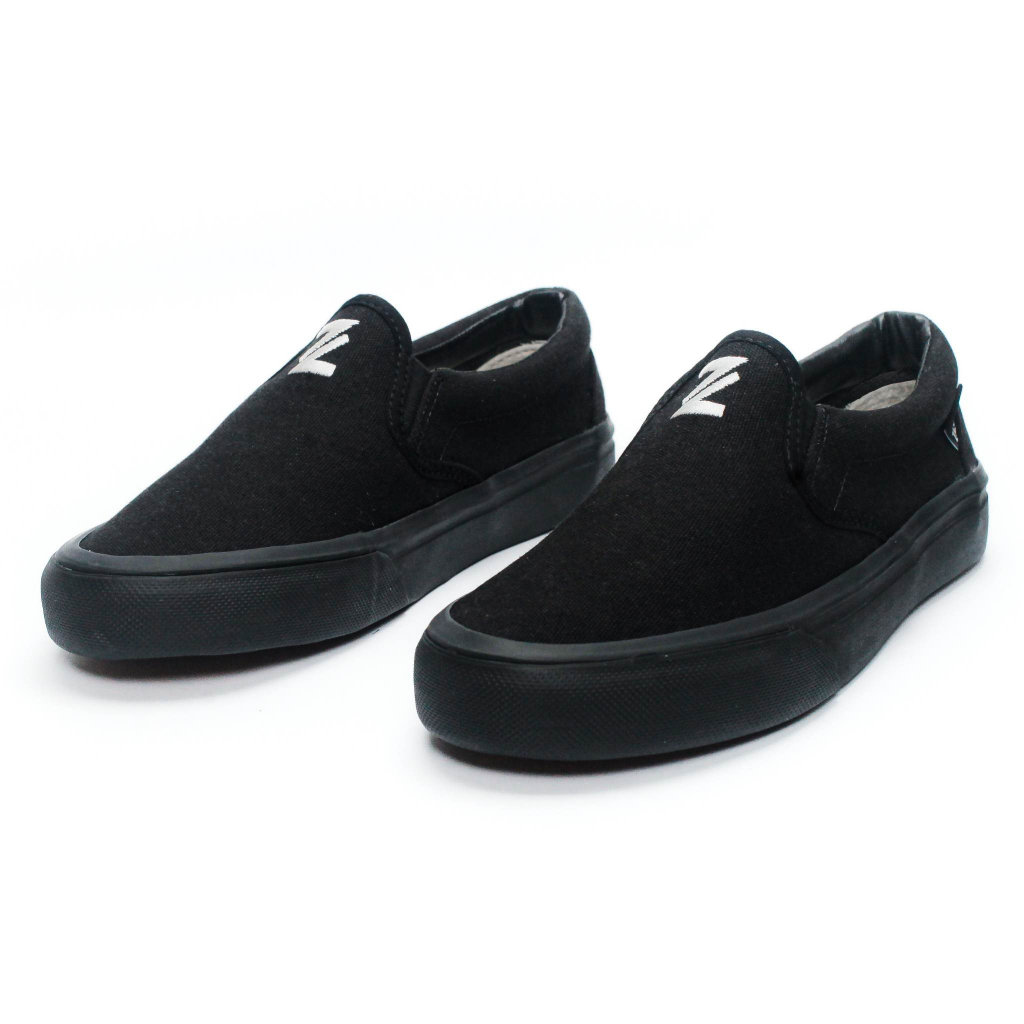 Zasaka - Sepatu Junction Full Black SlipOn Casual Pria