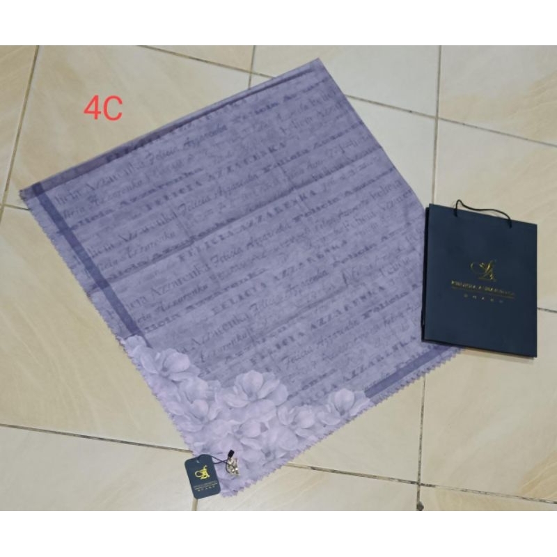 khimar felicia azzarenka