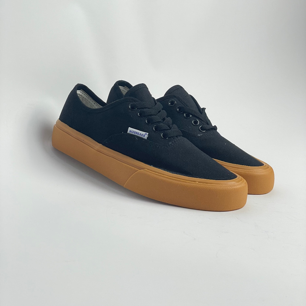 SIDSNEAKS - Sepatu Sneakers Hector Black Gum