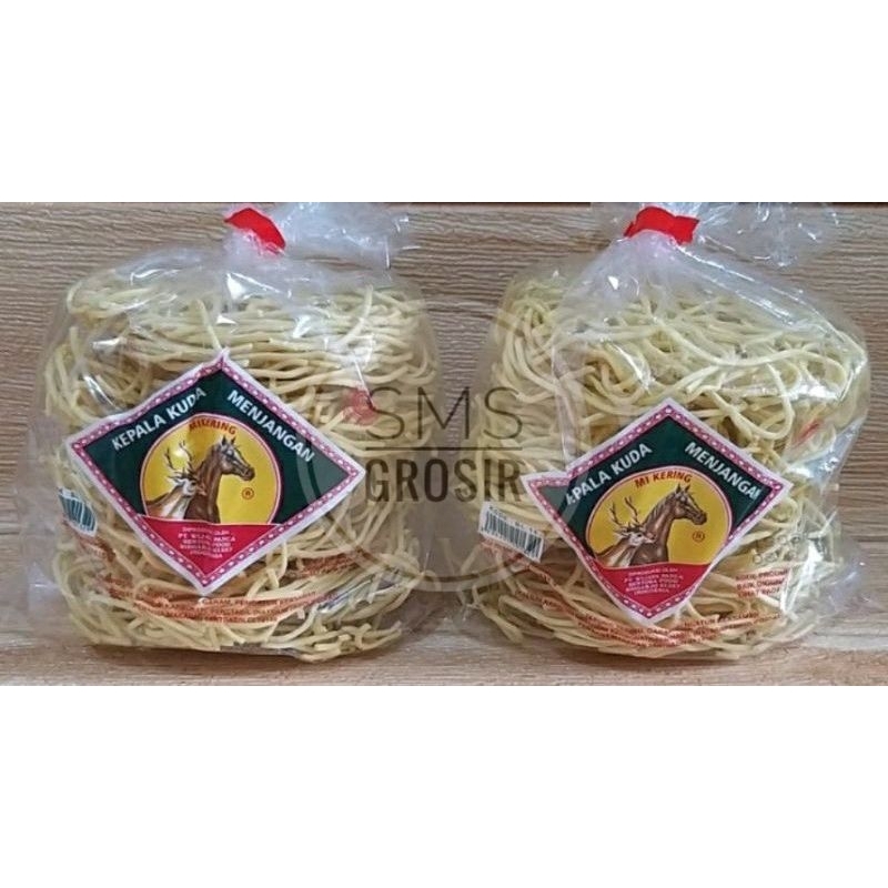 

MIE KUDA MENJANGAN BULAT / MIE KERING CAP KUDA MENJANGAN 135 GR