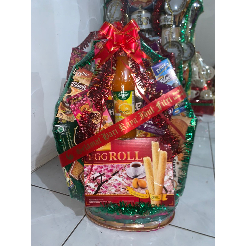 

Parcel Kue XS Special Lebaran, Termurah Only Jabodetabek, Free Kartu Ucapan