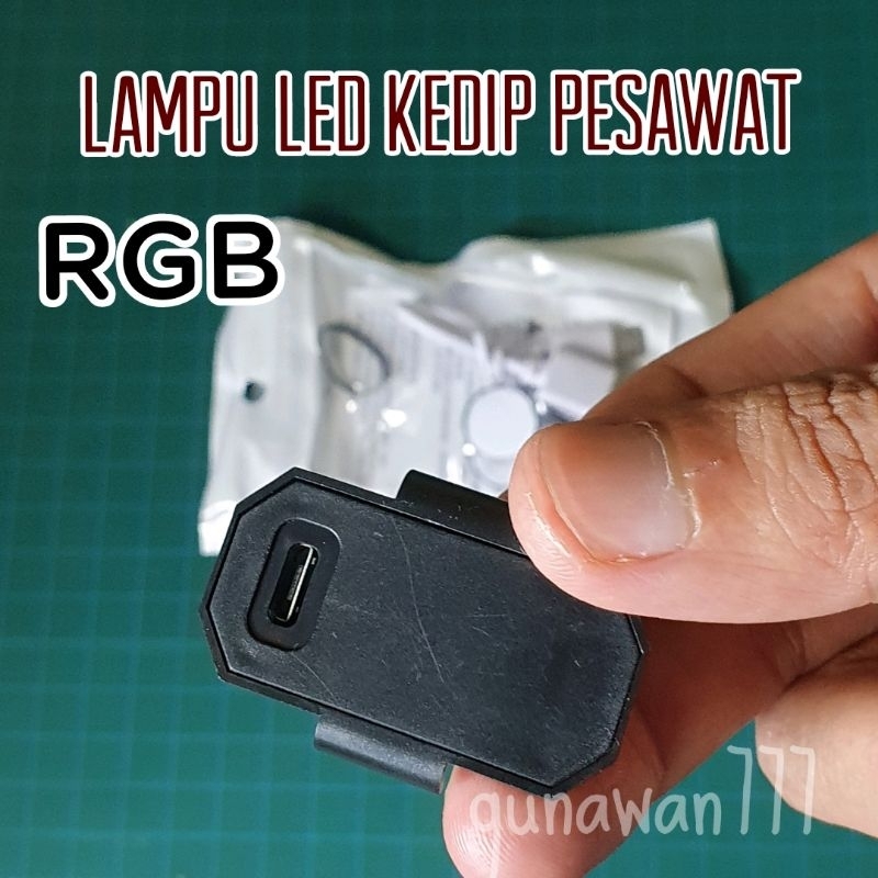 lampu LED kedip pesawat RGB