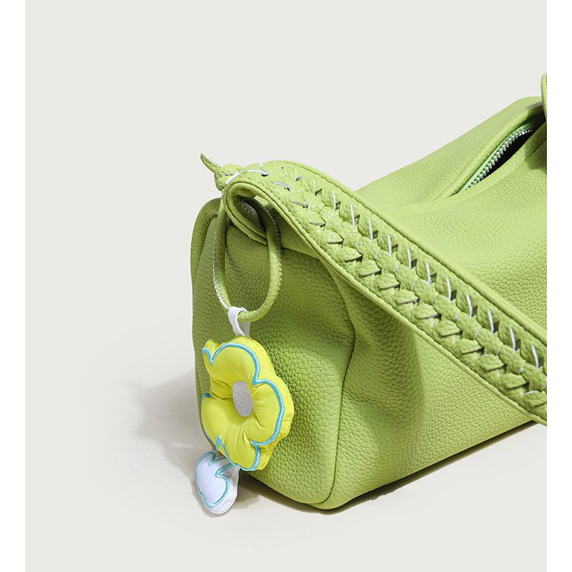 Tas Kulit Selempang  bahu Wanita Cewek ringan bahan Bag FT70 ukuran size 24 x 11 x 13 cm