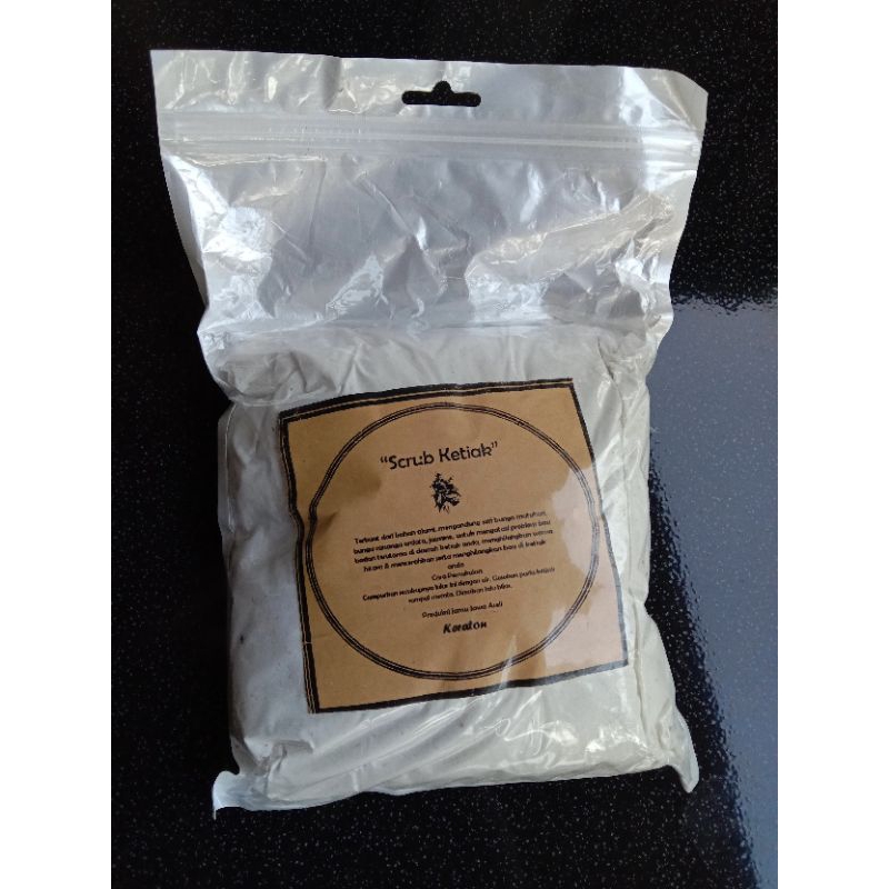 SCRUB PEMUTIH KETIAK DAN SELANGKANGAN AMPUH MENGATASI BAU BADAN KILOAN BERAT 500 GR
