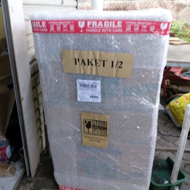 

KARDUS + BUBBLE WRAP PENGAMAN Untuk KEMAS MIKA, TILE & PLASTIK KEMBUNG