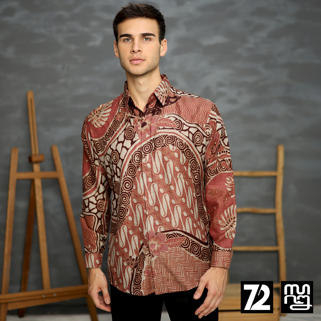 KEMEJA BATIK PRIA LENGAN PANJANG Kemeja Dobby Slimfit Motif Parang Roll Warna Dusty Pink Maroon 723162 Cap 72 - Baju Kemeja Atasan Pakaian Setelan Batik Pria Cowok Laki Laki Remaja Keluarga Kantor Lengan Panjang Modern Slimfit Slim Fit Premium Kekinian