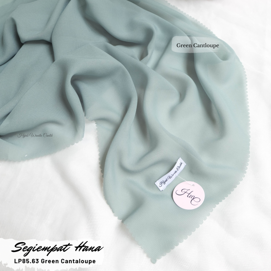 Hijabwanitacantik - Segiempat Hana Lasercut - LP85.63 Green Cantaloupe | Segi Empat Polos Polycotton