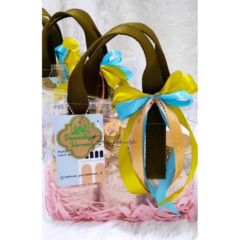 

Hampers / Parcel Lebaran - Totebag Medium