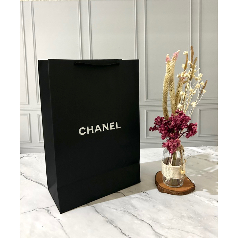 Paper Bag Chanel Muat Box Parfume