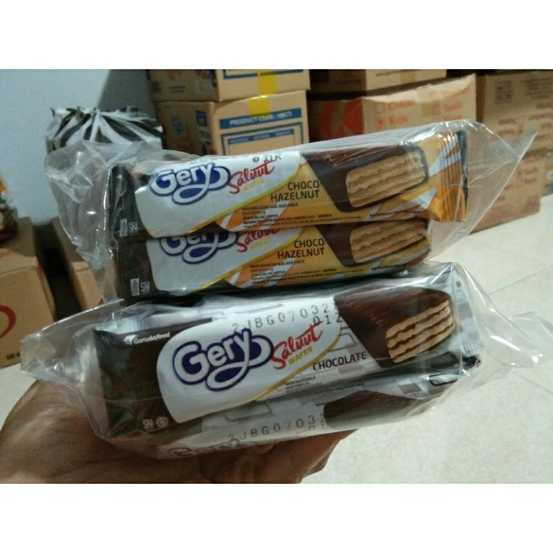 

GERY SALUT 500 (Isi 24pcs/pak)