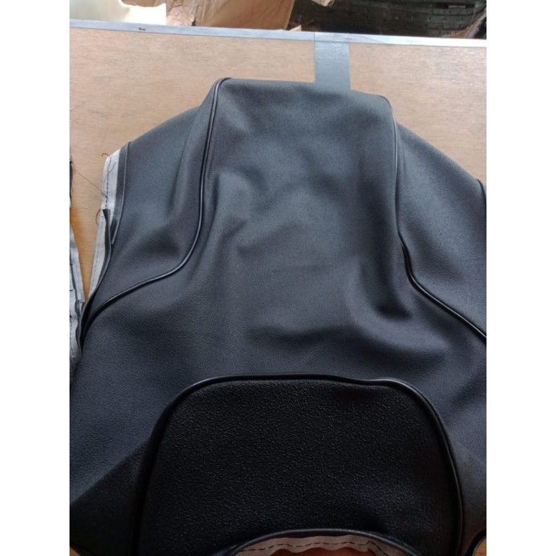 Bungkus Kulit Jok Motor Honda CB 100 Amplas-MBTECH