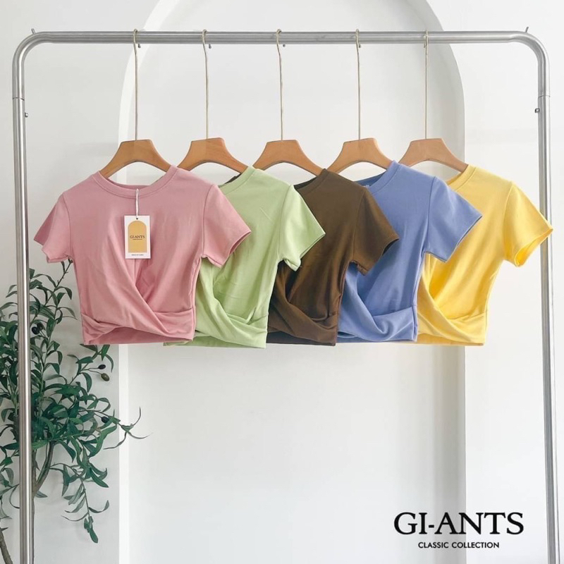 ATASAN GIANTS BASIC MODEL CROP KAOS IMPORT BANGKOK(BJGB422)