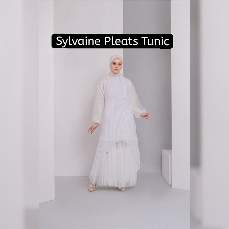 Heylocal Tunic - Sylvaine Pleats Tunic / Levaughn Lavis Blouse
