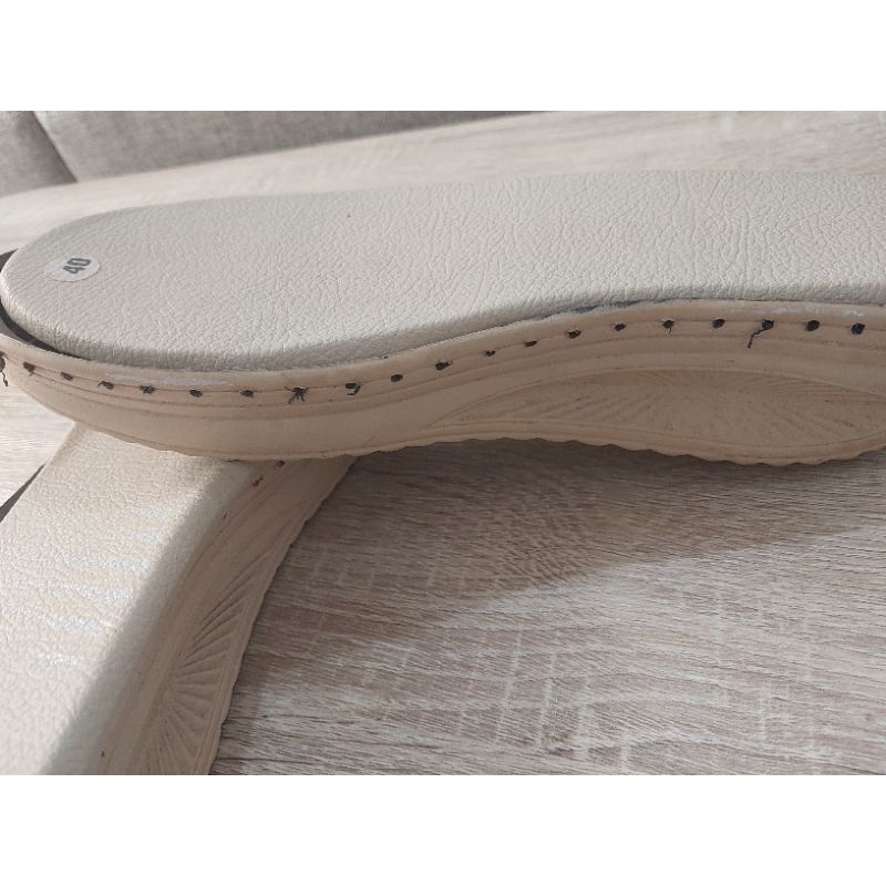 SOL SEPATU WEDGES WANITA (REJECT)