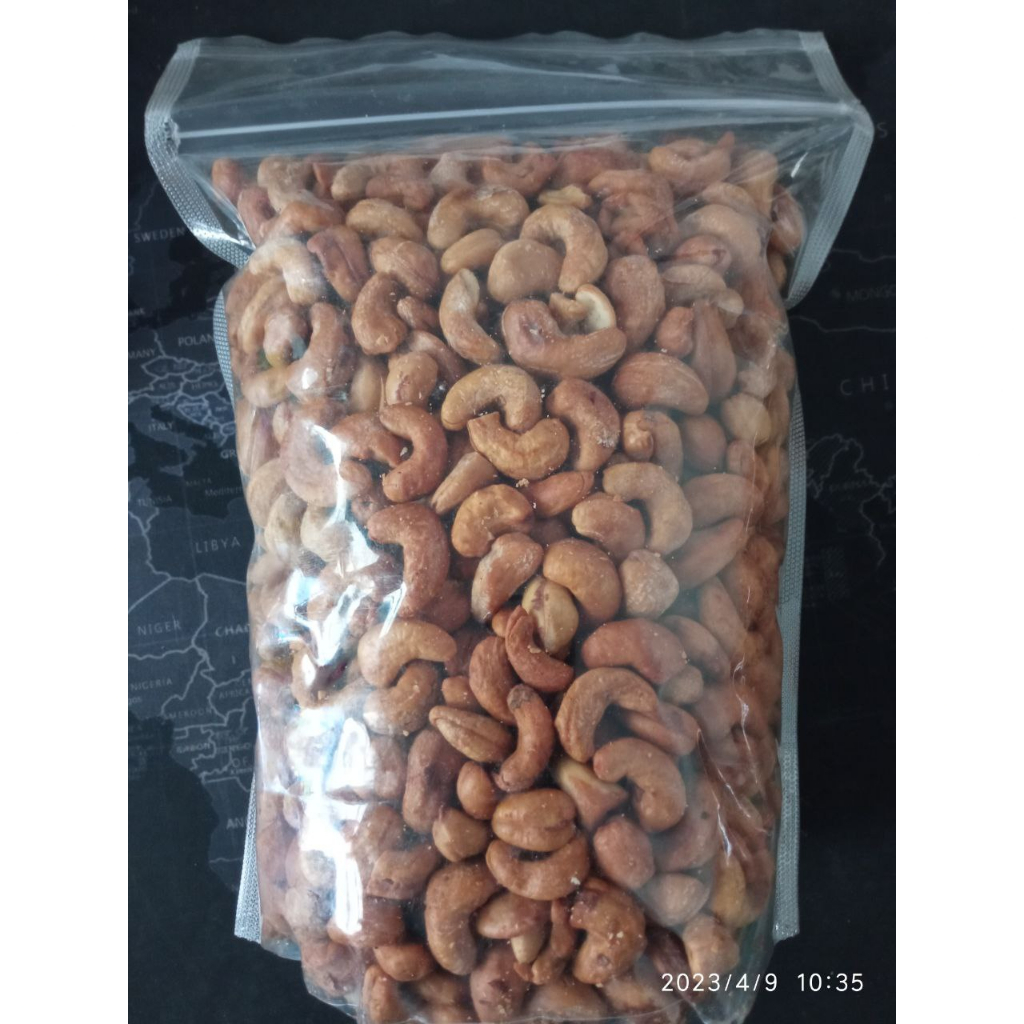 

Kacang Mete Sortiran dan Overcook 1 kg Renyah Gurih