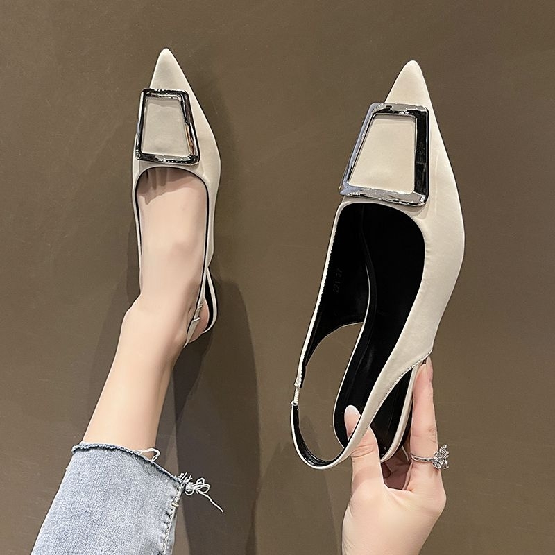 SN99038 - Sandal Flat Shoes Fashion Wanita