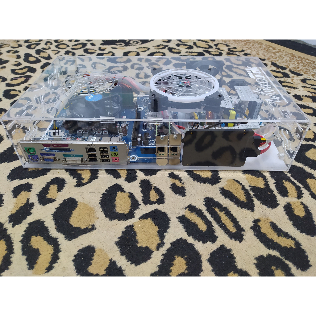 MIKROTIK PC X86 AKRILIK