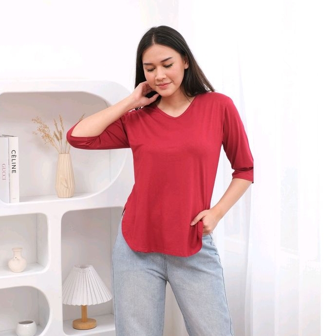 Kaos Polos V-Neck Oversize Jumbo || Loose T-Shirt Basic Belah Samping Oval