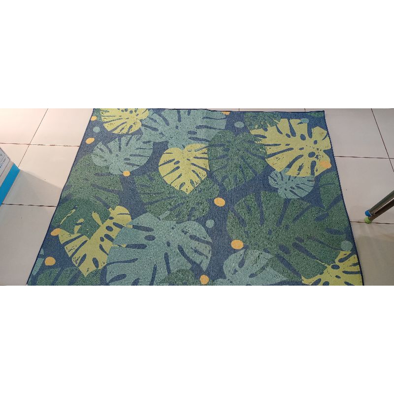 Preloved Karpet motif daun