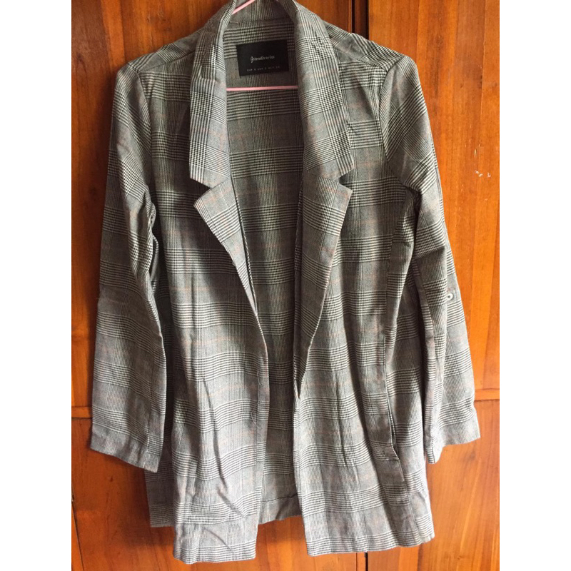 preloved Stradivarius