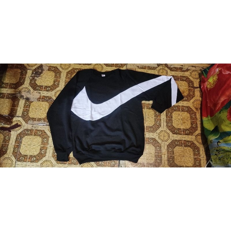 CN NIKE BIG SWOOSH