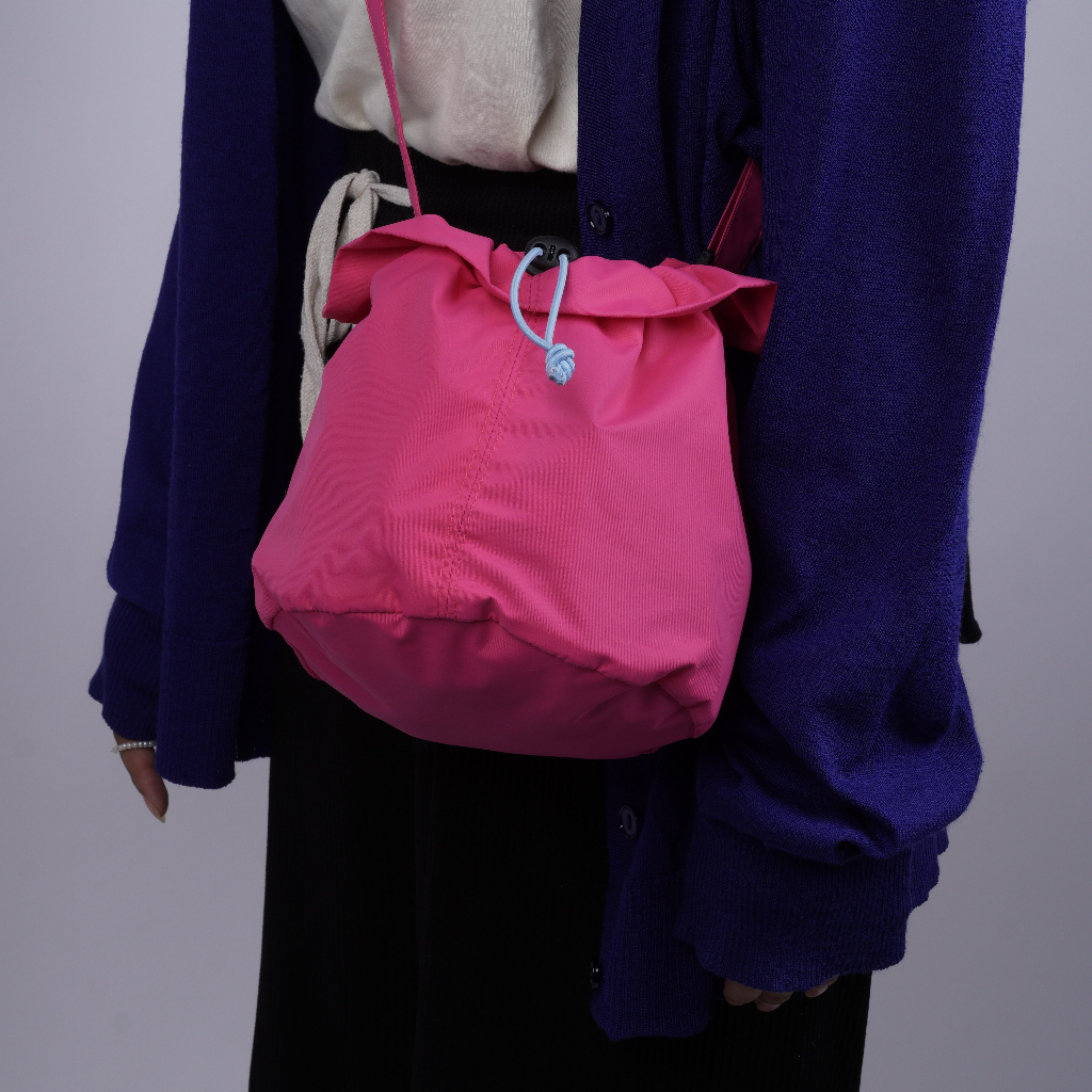 VANYA Bucket Shoulder Sling Bag Tas Bahu Selempang Serut Sederhana Pria Wanita Korean Style - Chikoisme