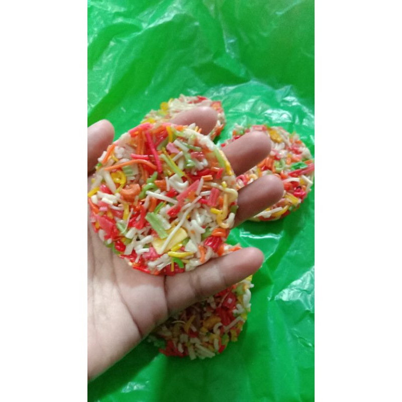 

krupuk grandong atau Inul