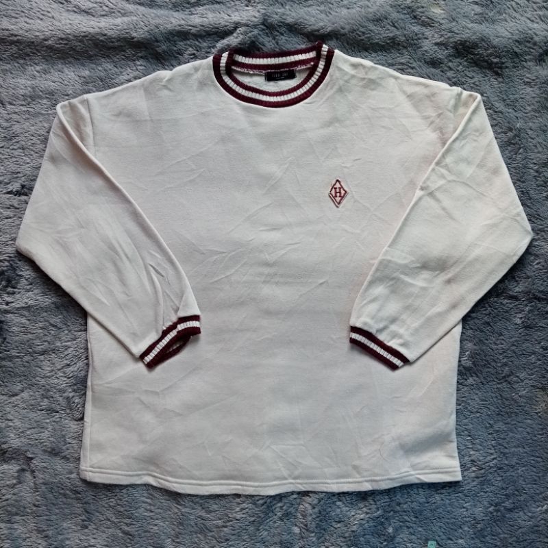 THRIFT SWEATER CREAM | Sweater | Baju cewek | kemeja wanita
