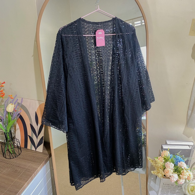 LACE OUTER