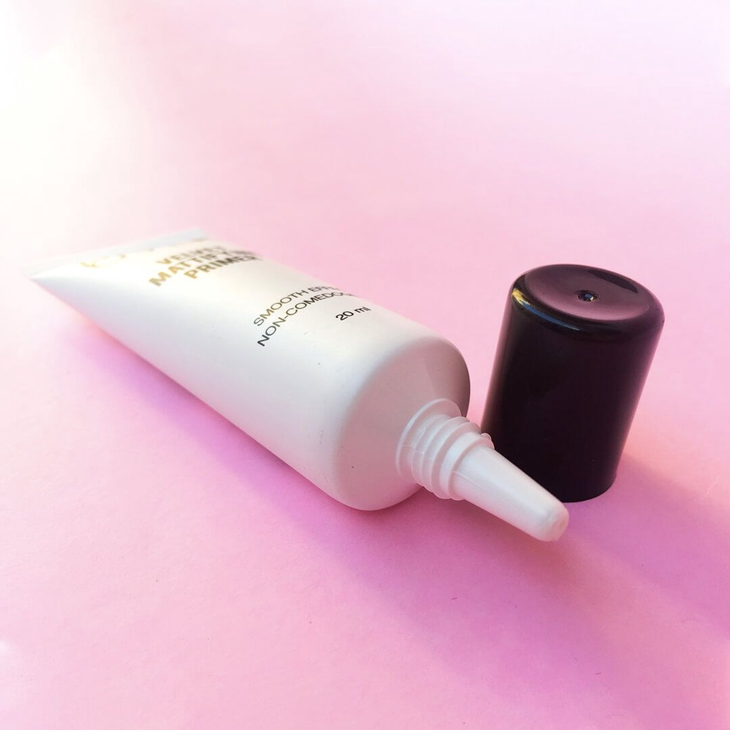 MAKE OVER Velvet Mattifying Primer 20 ml - Makeup Primer