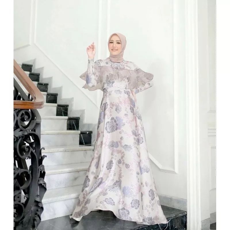 Delarosa dress dan le Fuji dress felicita blouse by Vanilla Hijab