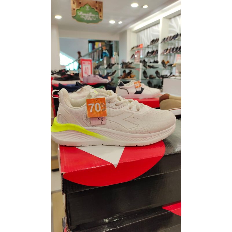 sepatu diadora Finley putih women sale