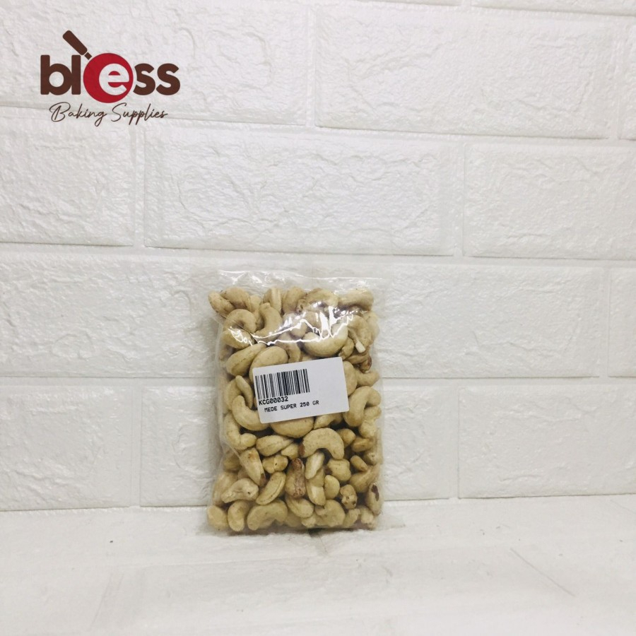 

KACANG MEDE UTUH / KACANG MEDE SUPER 250 GRAM