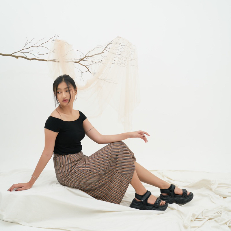 Exclusive Article Kathy Series Platform Sandals