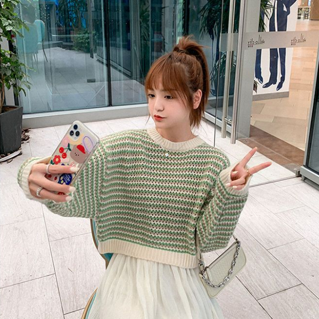 Cardigan Wanita Korea Rajut Lengan Panjang Crewneck Stripe Casual Top