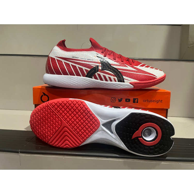 SEPATU FUTSAL ORTUSEIGHT CATALYST LIBERTE INFINITY IN