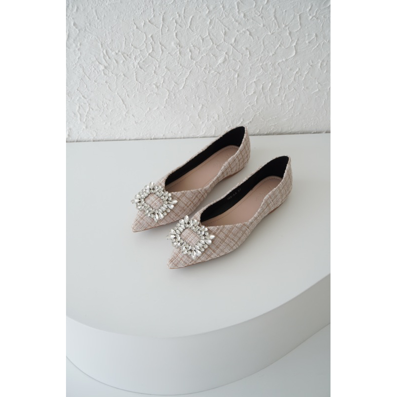 Zahra Flat Shoes