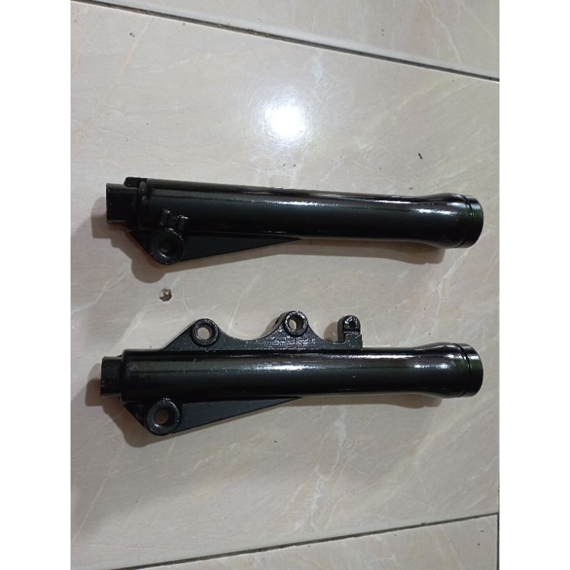 TABUNG SHOCKBREAKER DEPAN VEGA R LAMA  YAMAHA F1 ZR /VEGA R LAMA 4US ORI