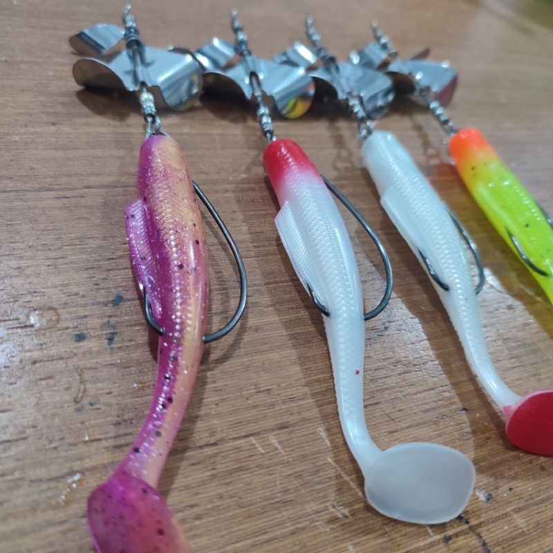 SLASH DOUBLE PROPELER SOFT LURE 10CM