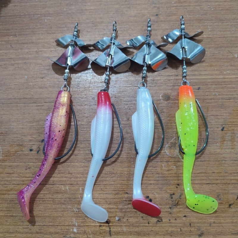 SLASH DOUBLE PROPELER SOFT LURE 10CM