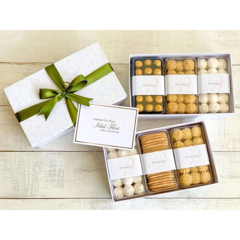 

Paket Hampers Mewah
