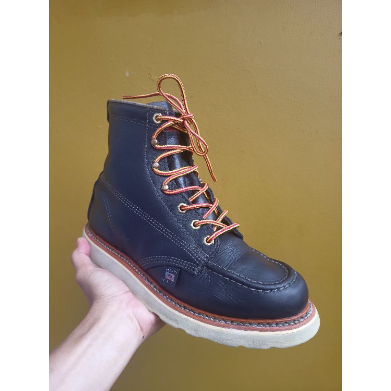 Sepatu boots Thorogood