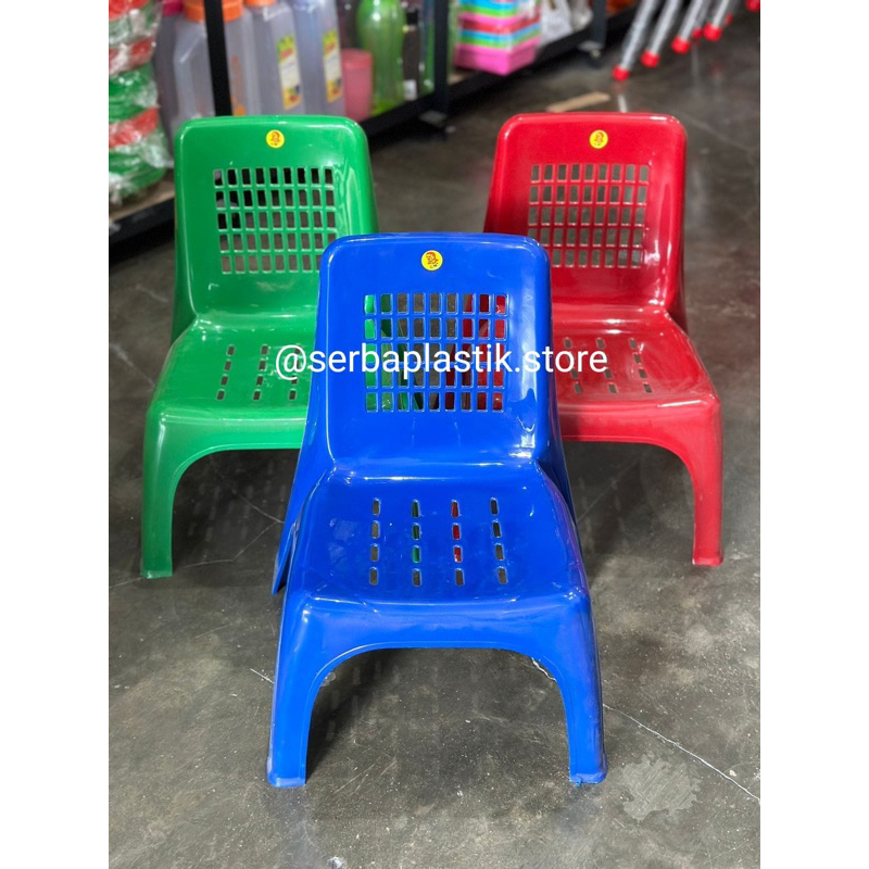kursi sandar anak gm / kursi belajar anak / bangku kecil plastik warna / kursi anak termurah / kursi