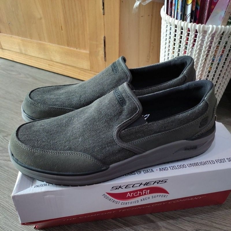 Sepatu Skechers Ranston 204601