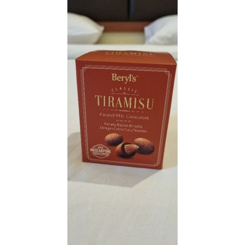 

Beryl's classic Tiramisu almond milk chocolate 100gr