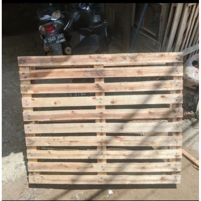 palet kayu bekas 120 x 100 x 12cm